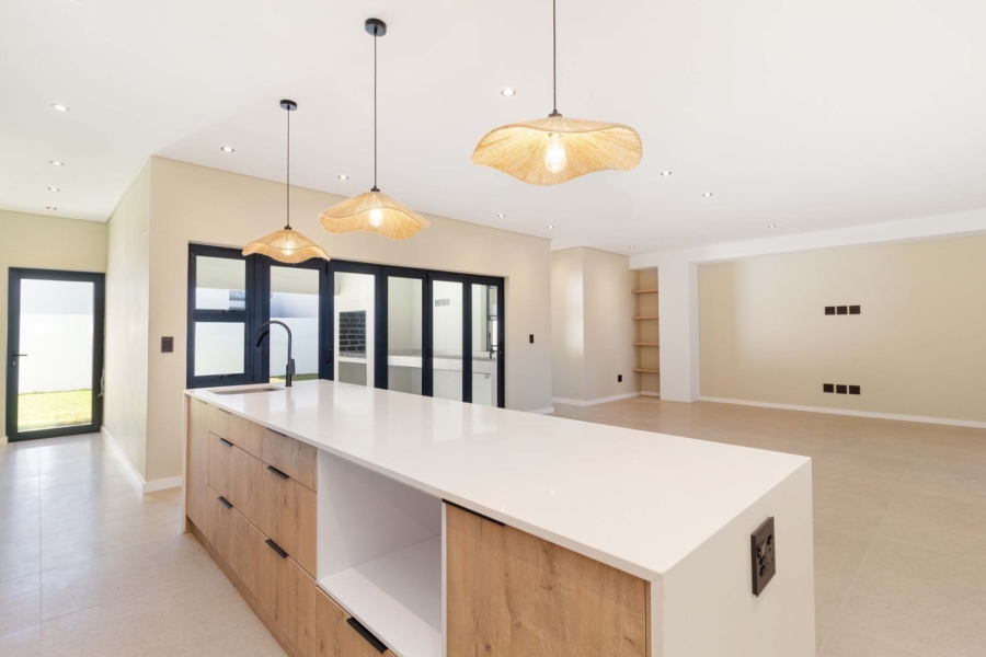 4 Bedroom Property for Sale in Sandown Western Cape